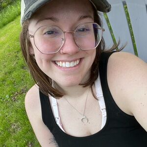 Meet your Posher, Nicole